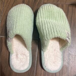 JB&JB Mint Green Fuzzy Slippers